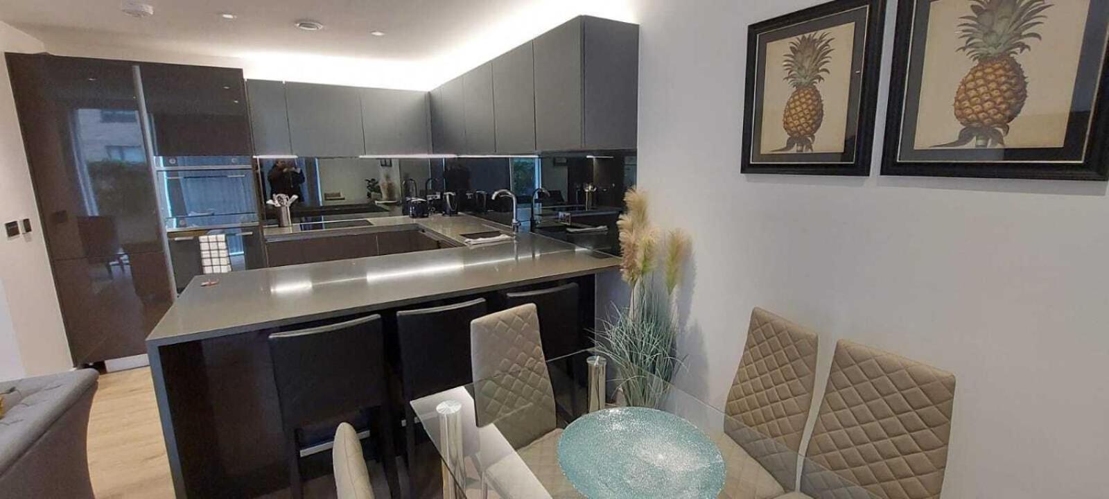 2 Bed Property Close To Heathrow Airport Hounslow Exterior foto