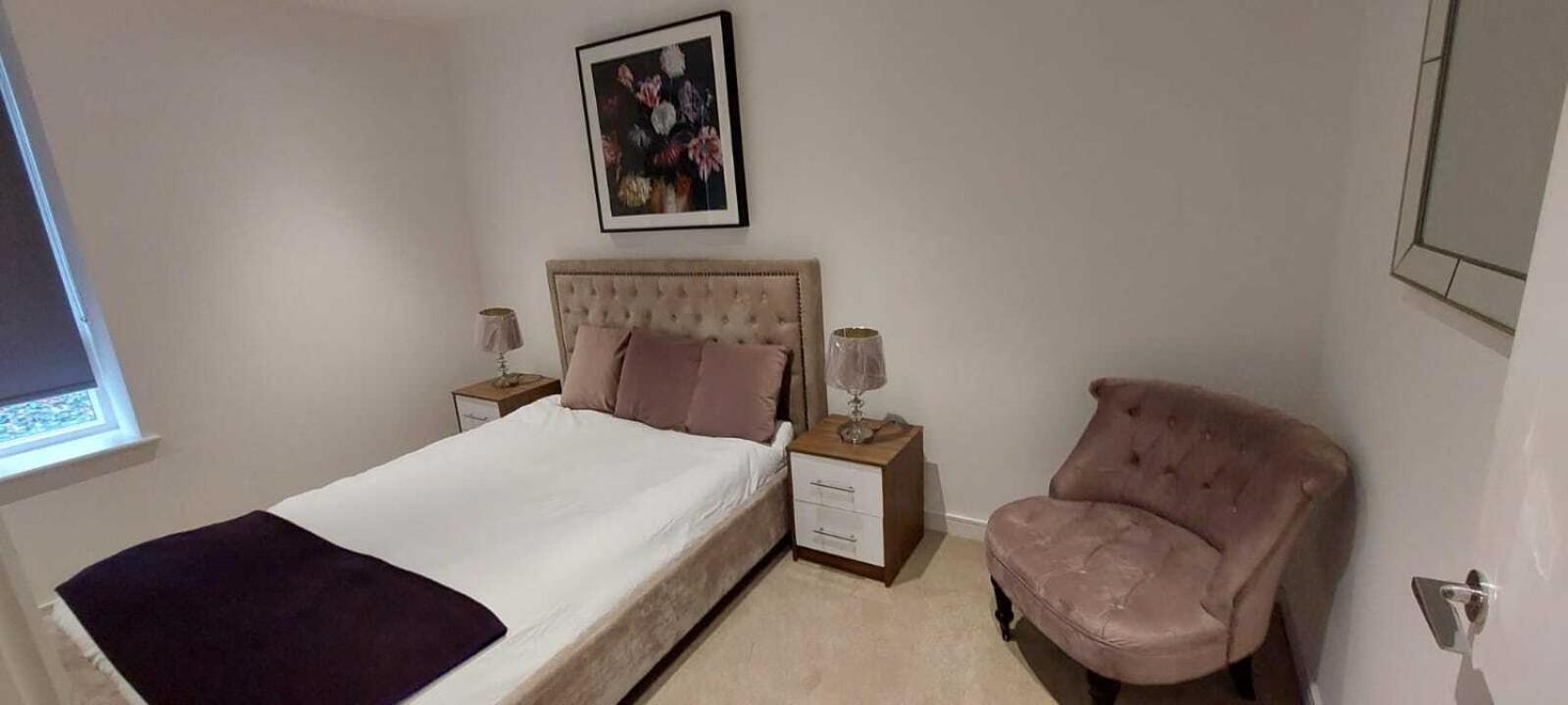 2 Bed Property Close To Heathrow Airport Hounslow Exterior foto